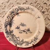 6 large Gien flat plates with hunting decor