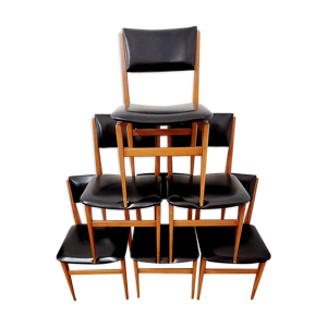 Six chaises vintage en bois et Skaï noir