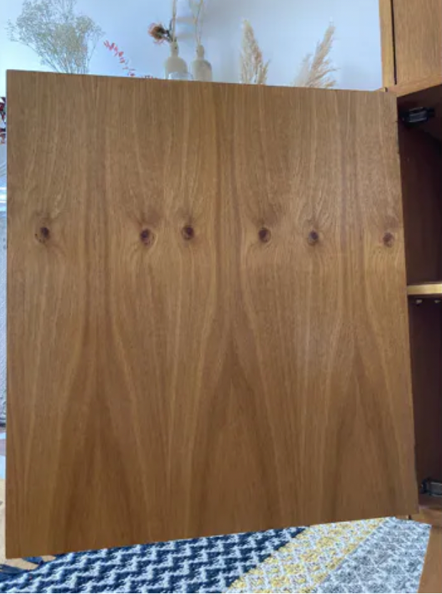 Secretary compass feet