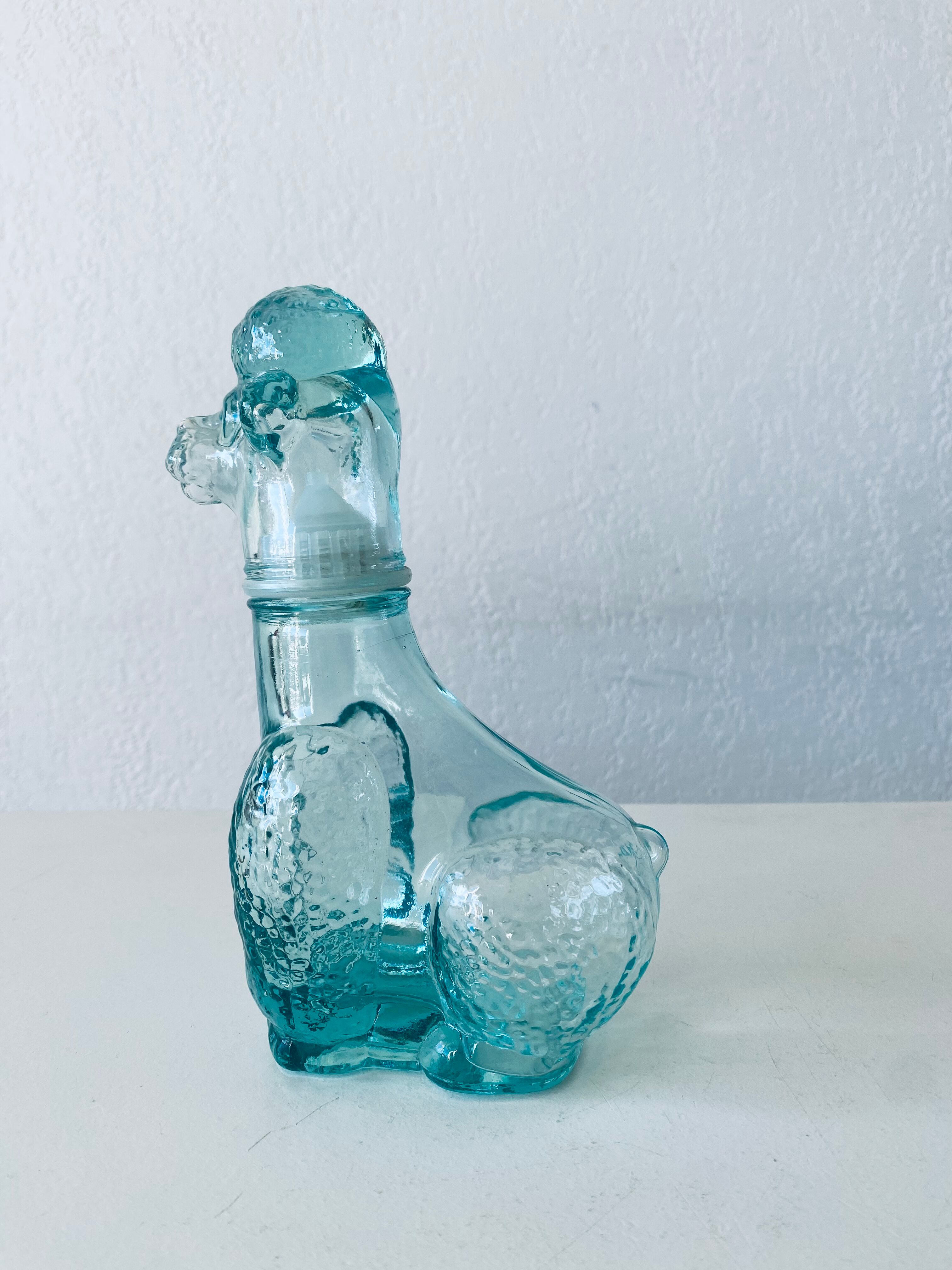 Carafe vintage en verre forme chien caniche