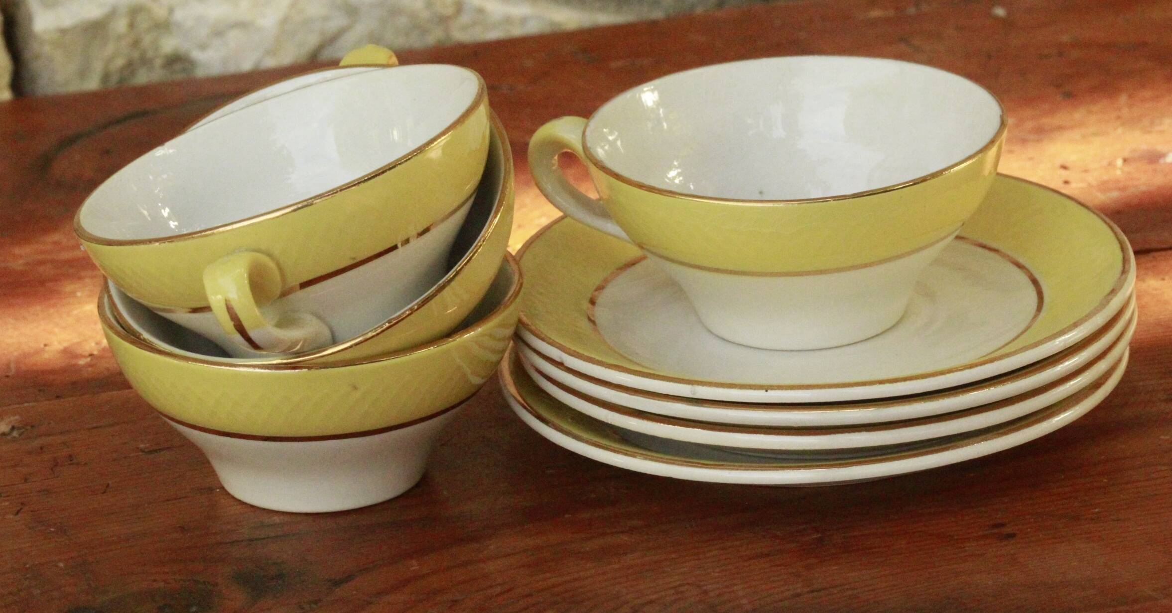 lot of old cups and saucers