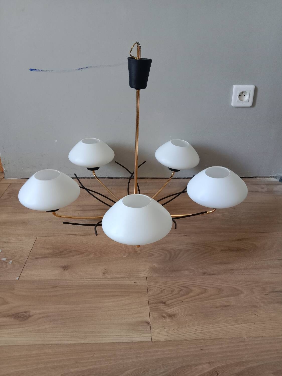 Opaline and brass chandelier