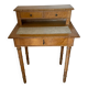 Petit bureau ou bonheur du jour