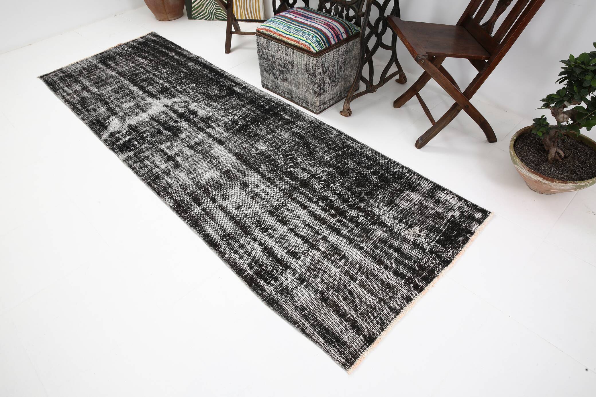 3x9 Shabby Chic Black Gray Turkish Runner Rug, 90x277Cm