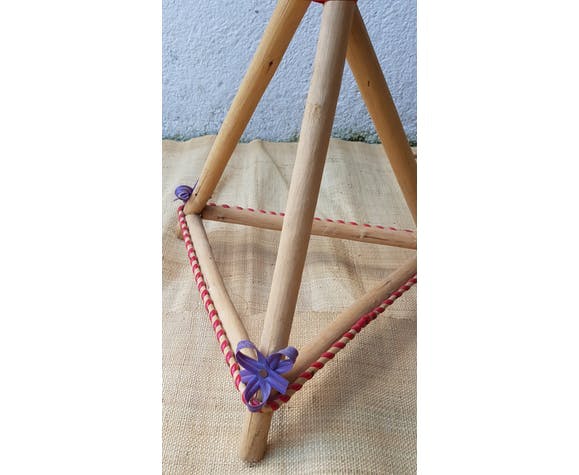 60 tripod side table