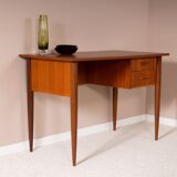 Scandinavian teak desk, 2 drawers