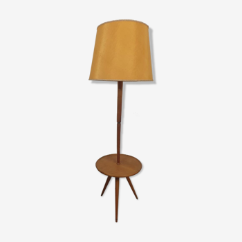 Lampadaire tripode