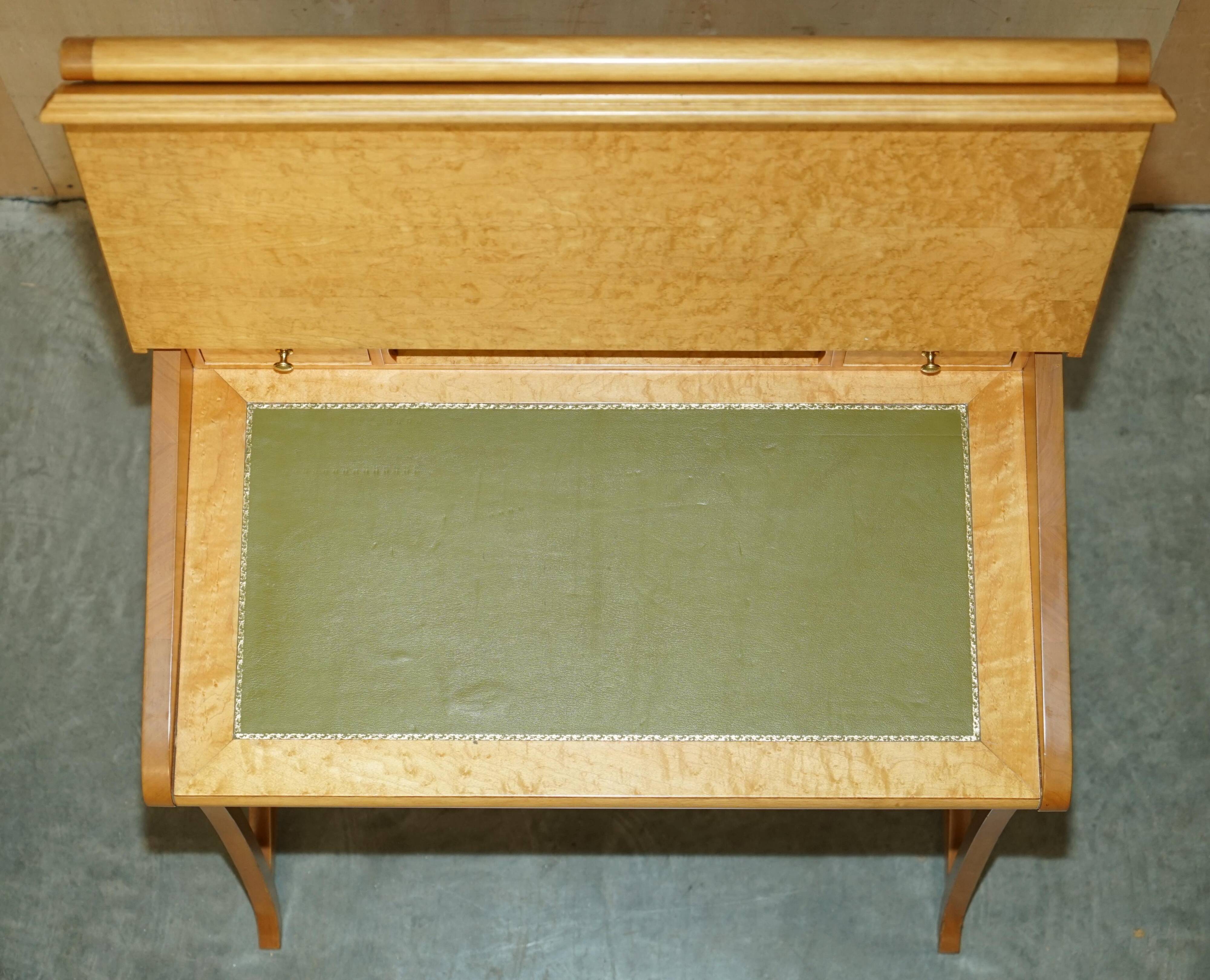 Bureau Art Nouveau attribué à Carlo Zen 1902 en érable moucheté