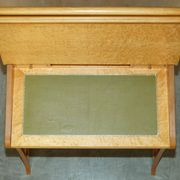 Art Nouveau desk attributed to Carlo Zen 1902 in mottled maple.
