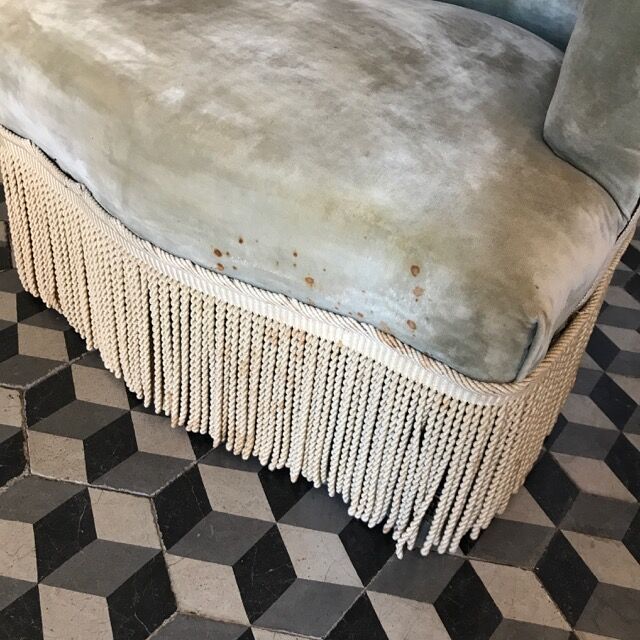 Green grey toad chair