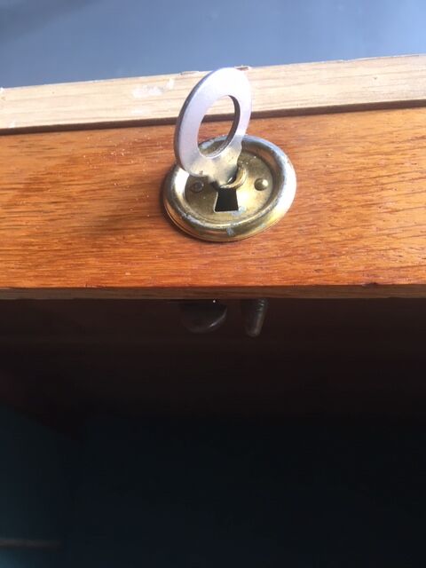 Double curtain notary furniture