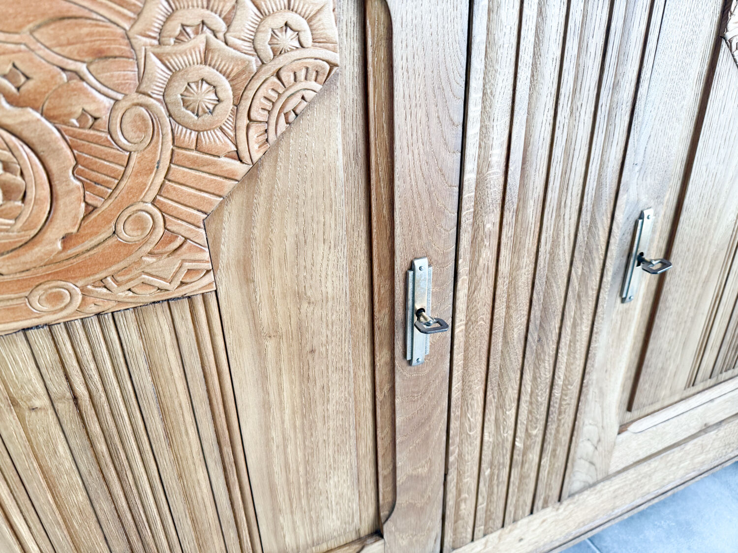 Large Parisian Art Deco oak sideboard 1930/1940