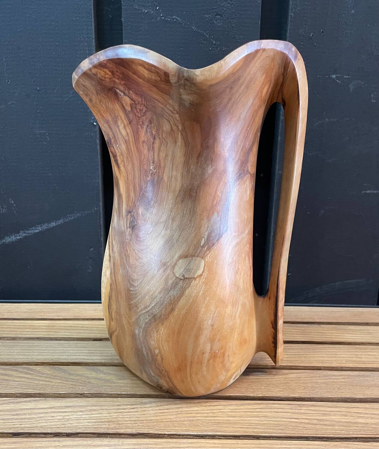 Pichet en bois d’Olivier
