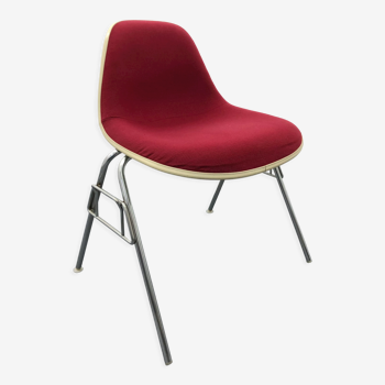 Chaise en fibre de verre par Charles & Ray Eames pour Vitra, années 1960