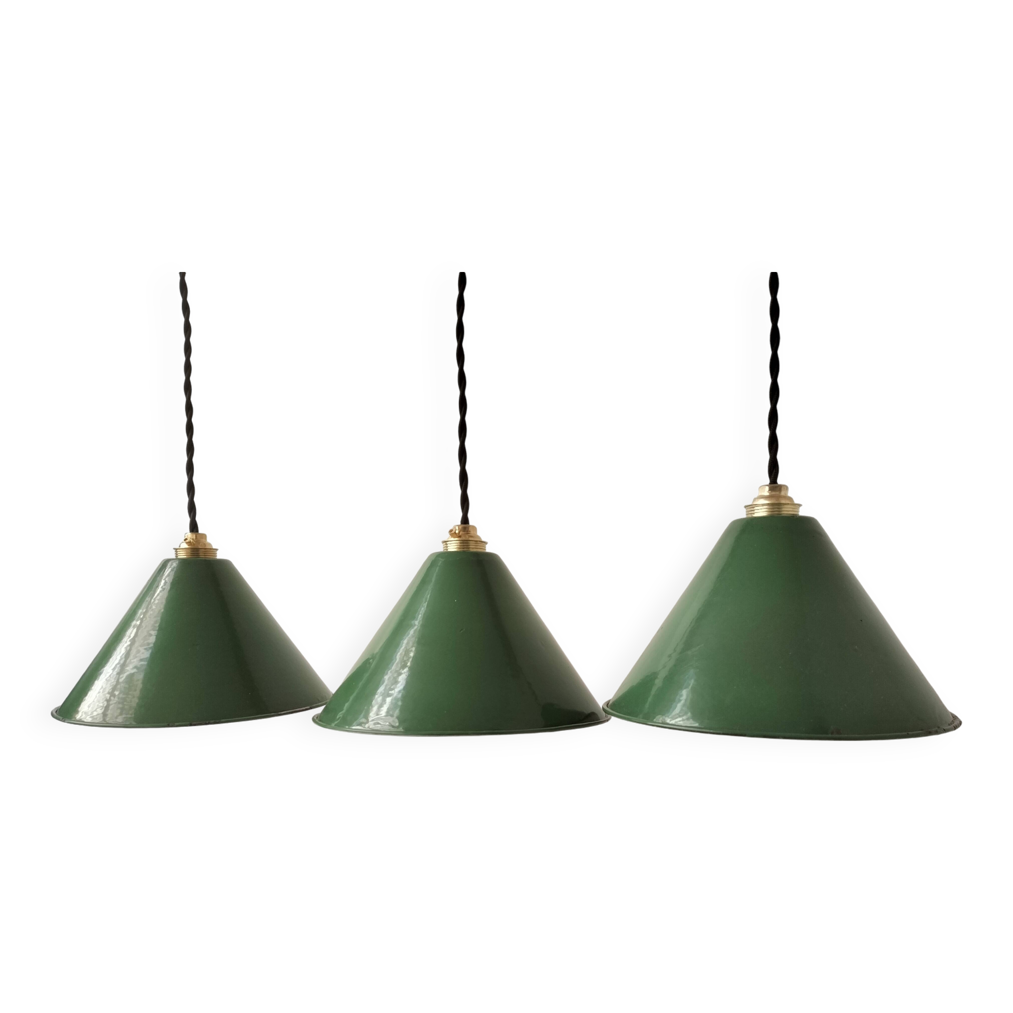 Enamelled sheet metal suspensions