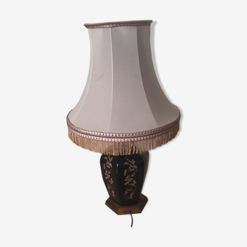 Asian style table lamp