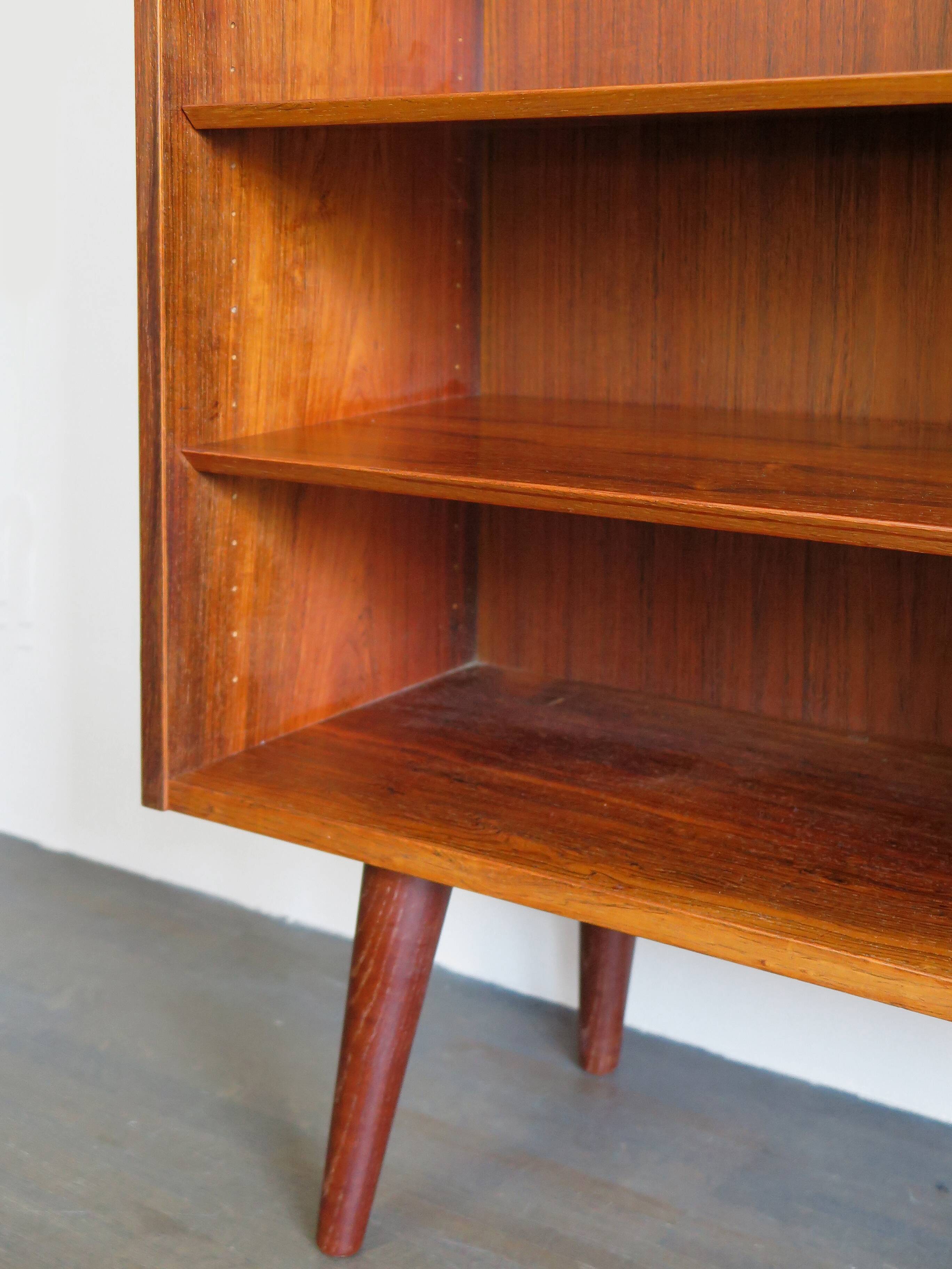 Poul Hundevad scandinavian rosewood bookcase, 1960s