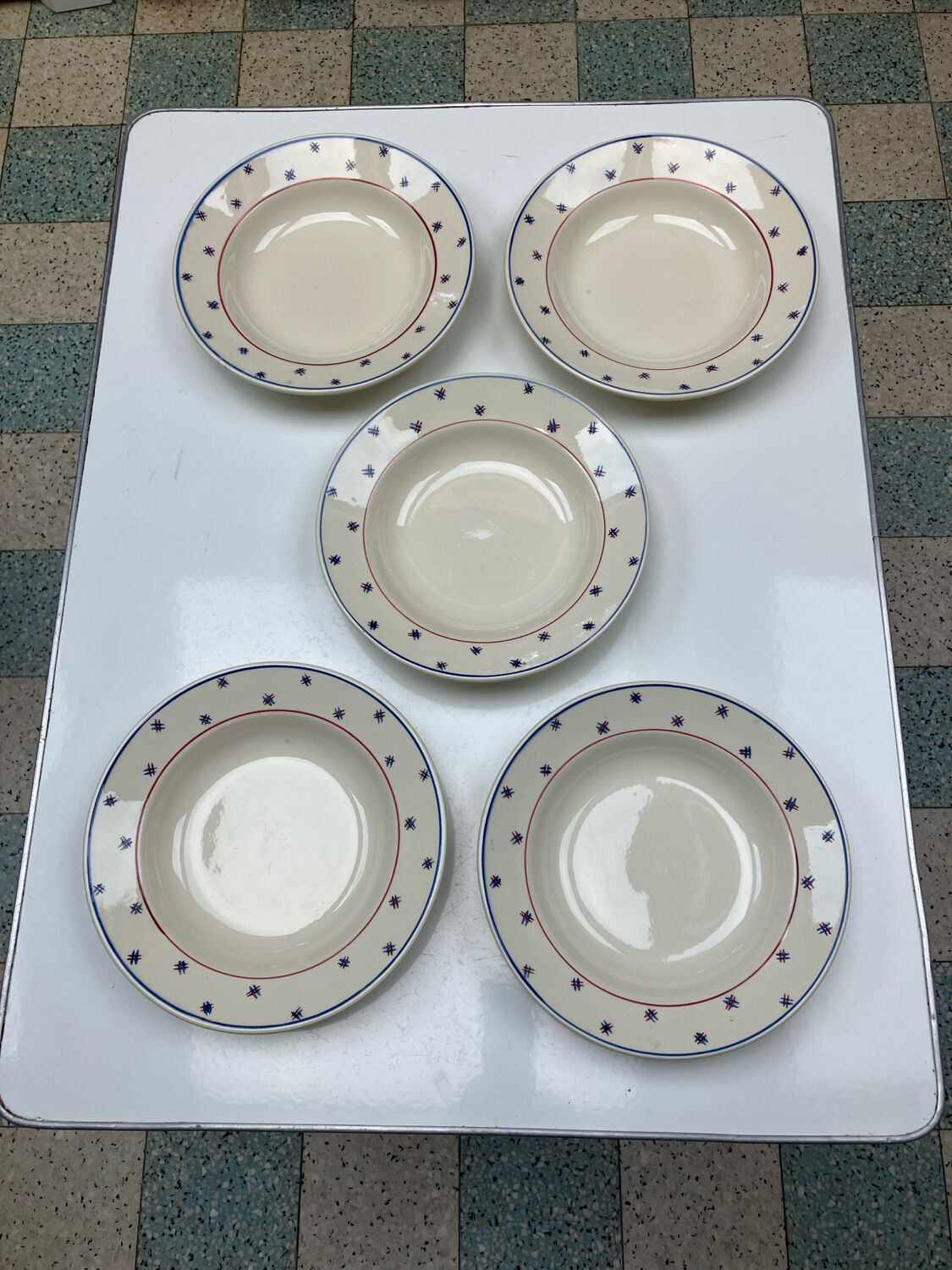 5 soup plates