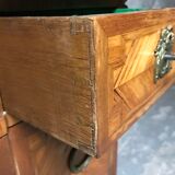 Transition chest of drawers 1900 inlaid with marquetry