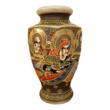 Japanese ceramic vase signed