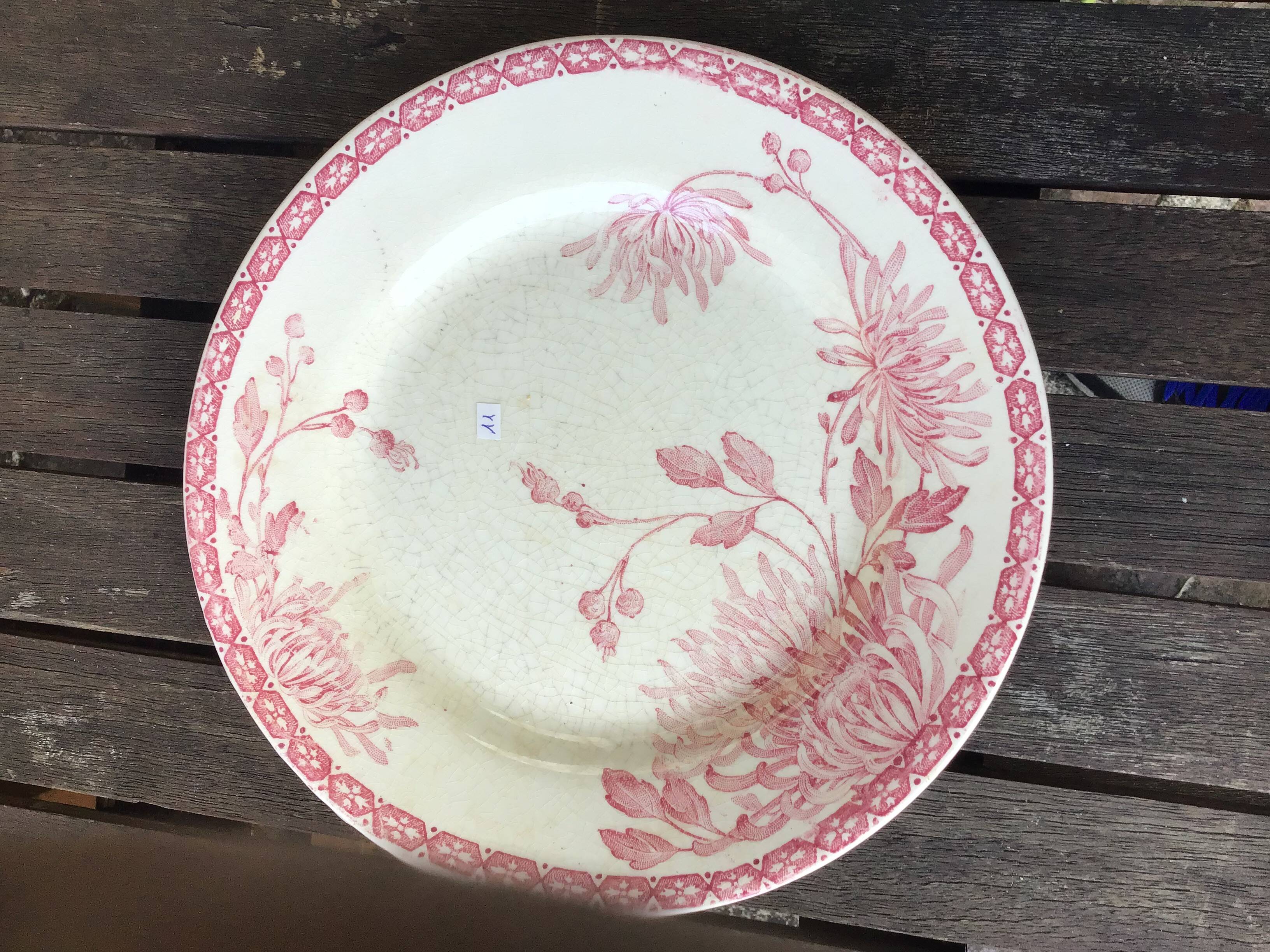 Assiettes à dessert « Turenne » de Creil et Montereau