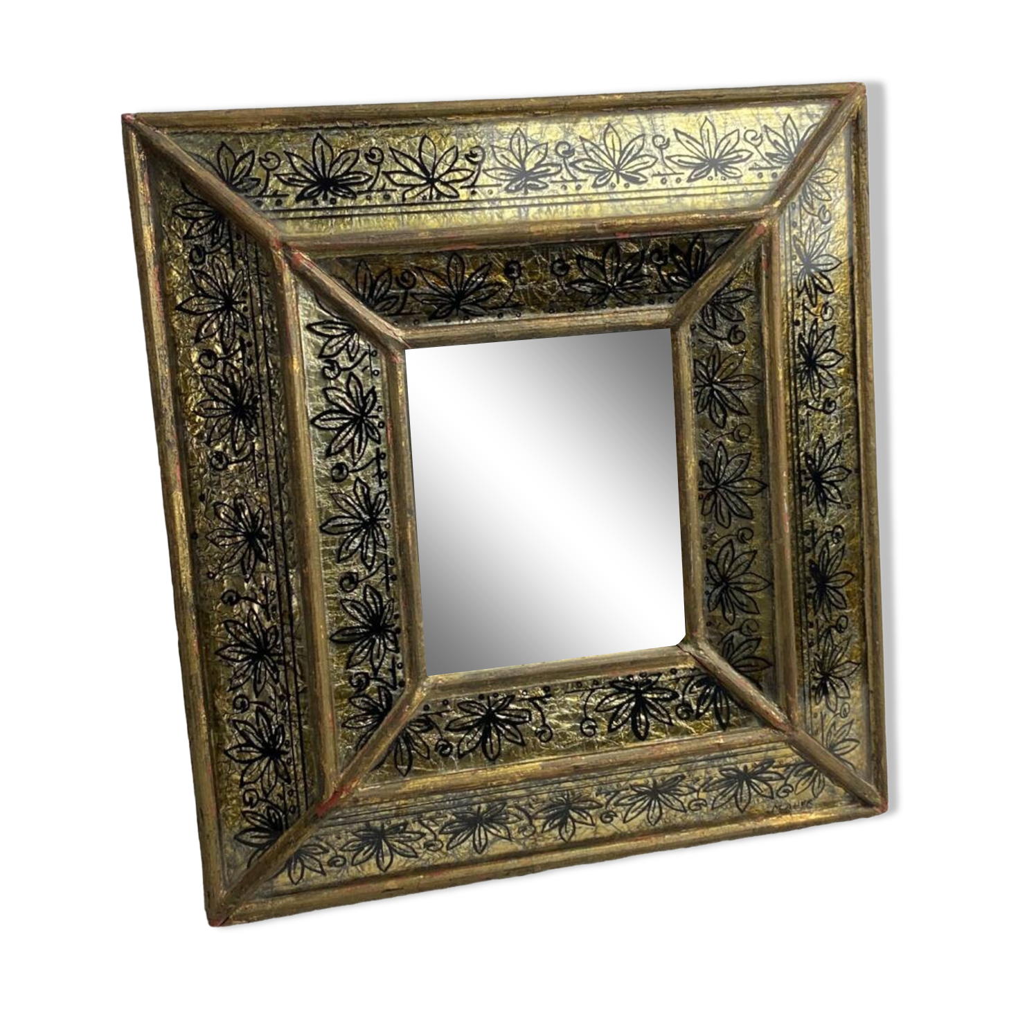 Eglomisé mirror with wooden parecloses