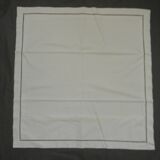 Paire de taies d'oreiller anciennes. Monogramme A W.