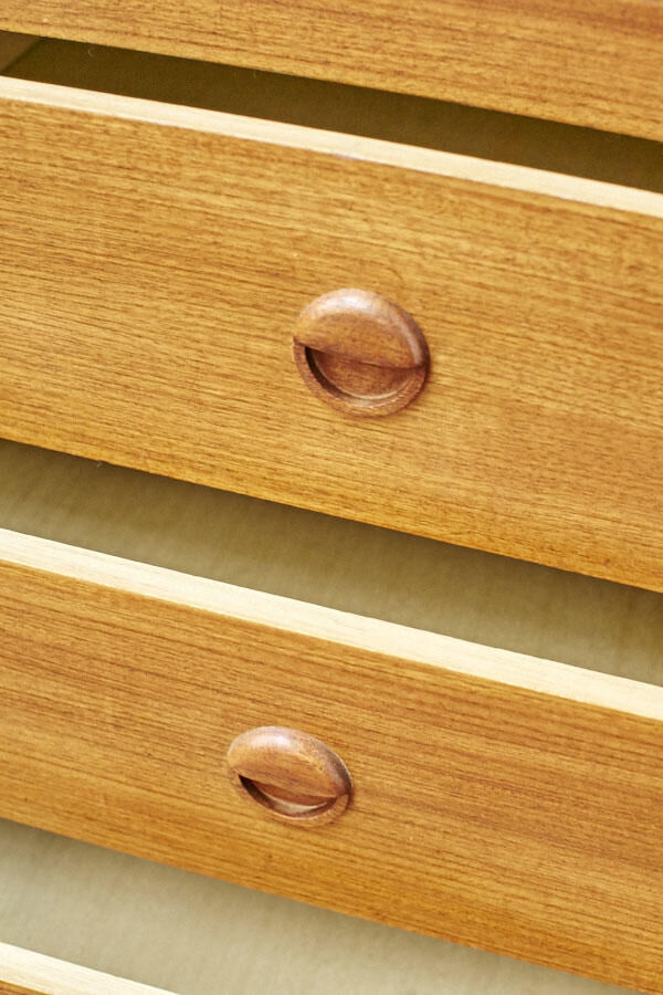 Chest of drawers vintage buffet