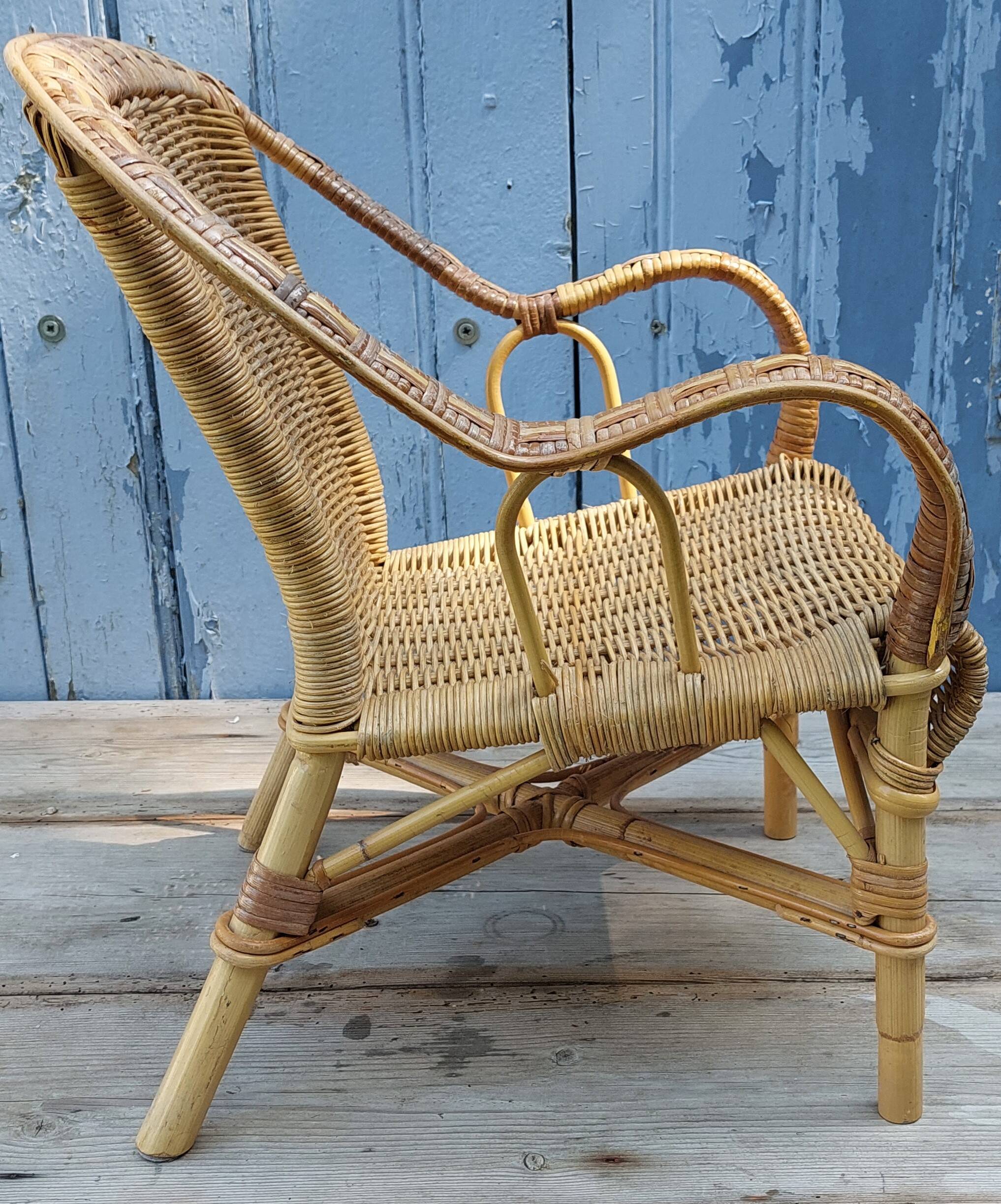Rattan children's armchair