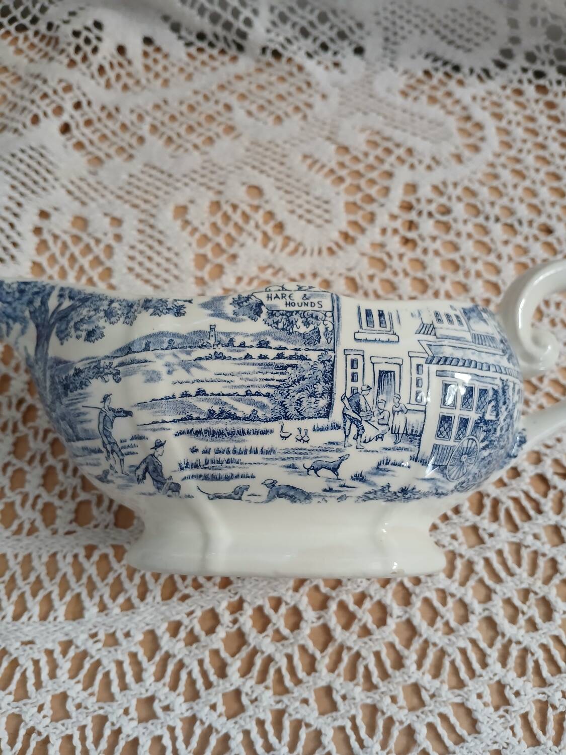 Saucière ancienne anglaise