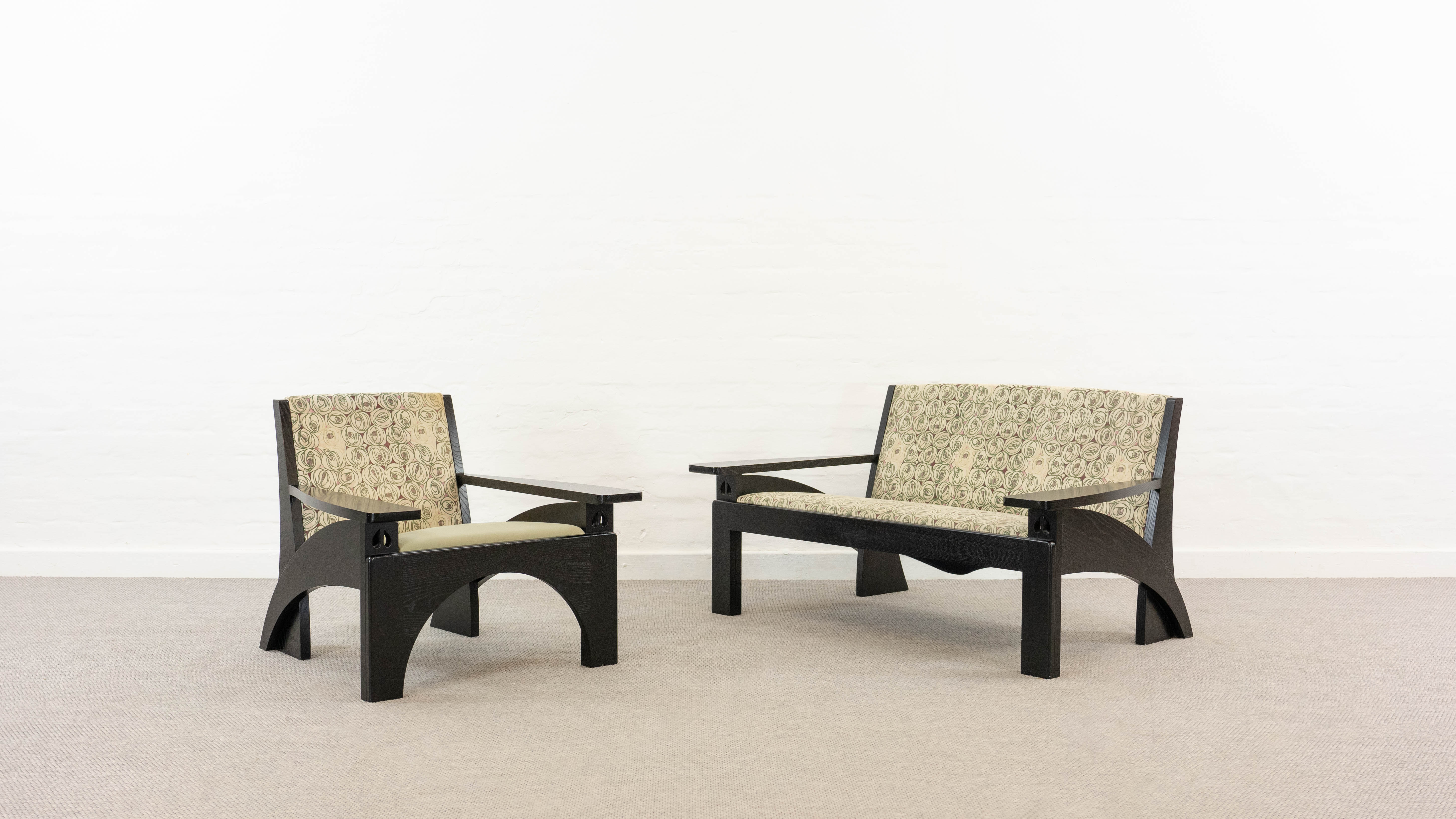 Cassina Hill House Set, Sofa and easy chair by Charles Rennie Mackintosh