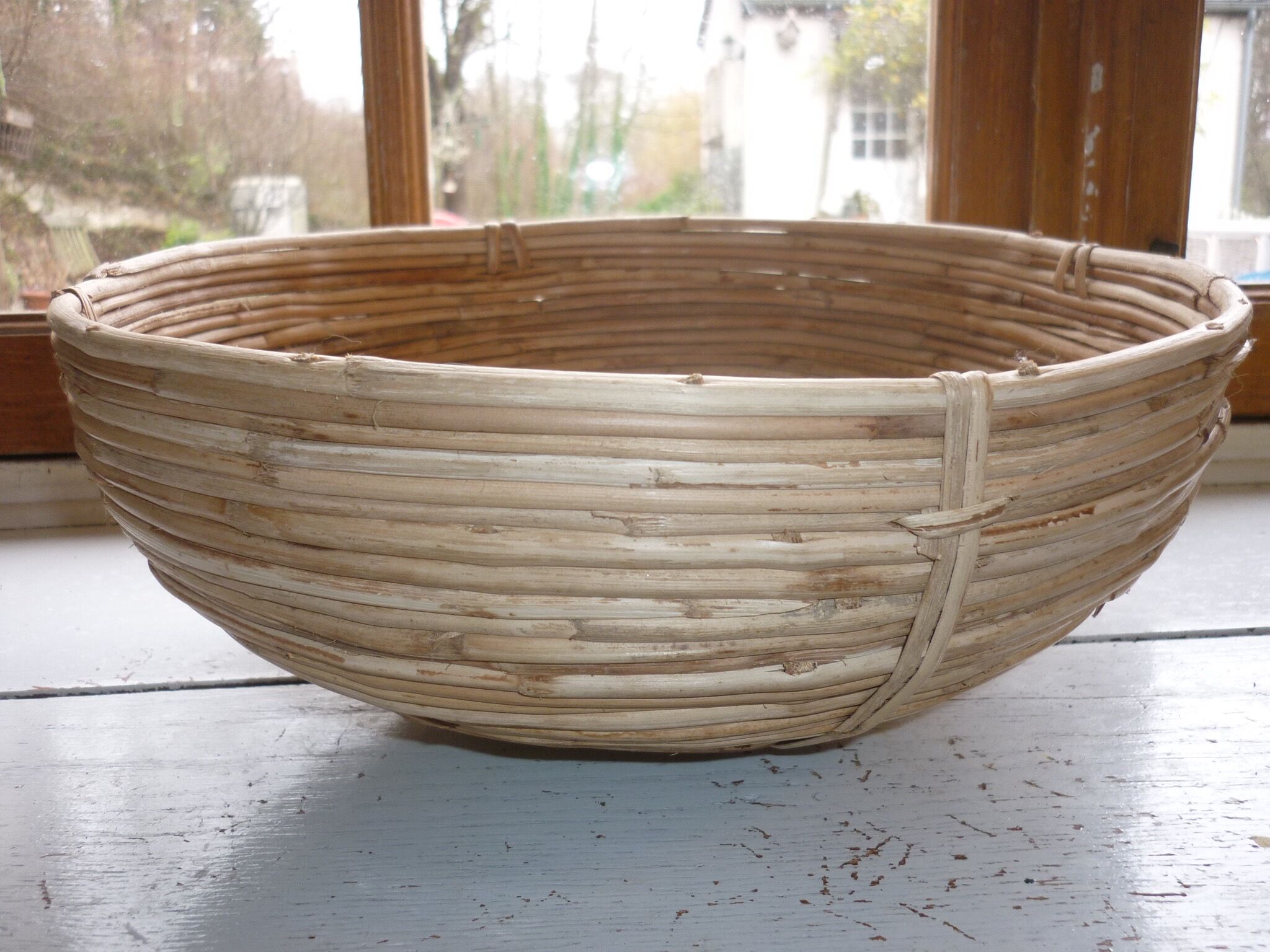 Bauhaus rattan basket from 1960