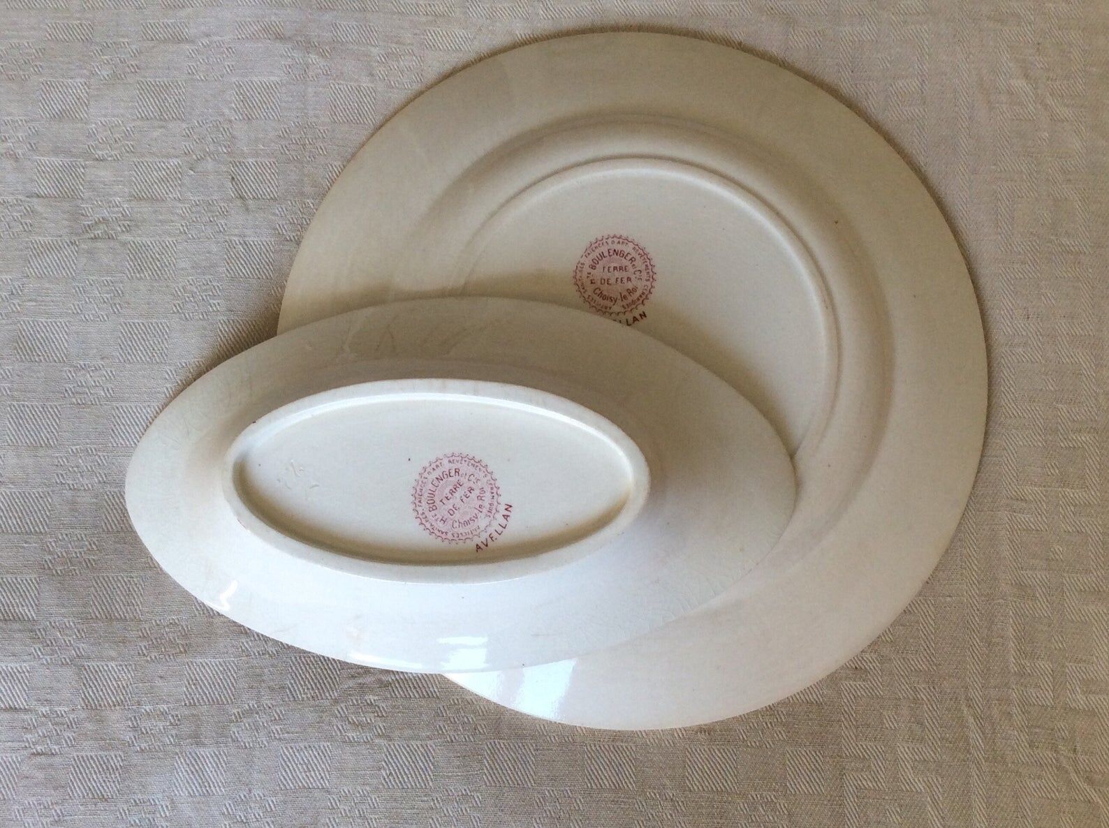 Flat and 1 ravier old pink iron earth Baker