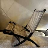 Folding seat