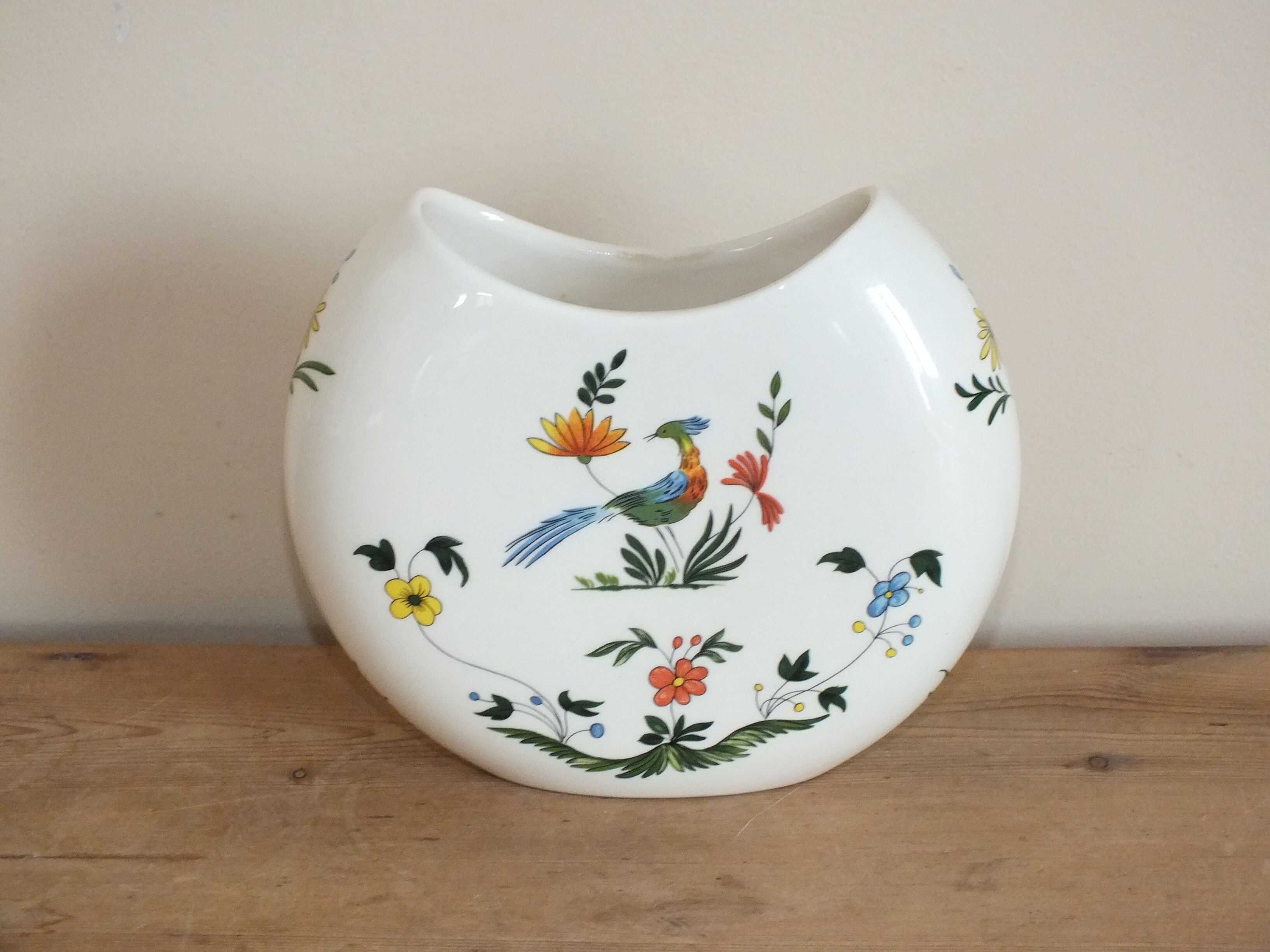Half-moon vase Gien decoration Birds of Paradise