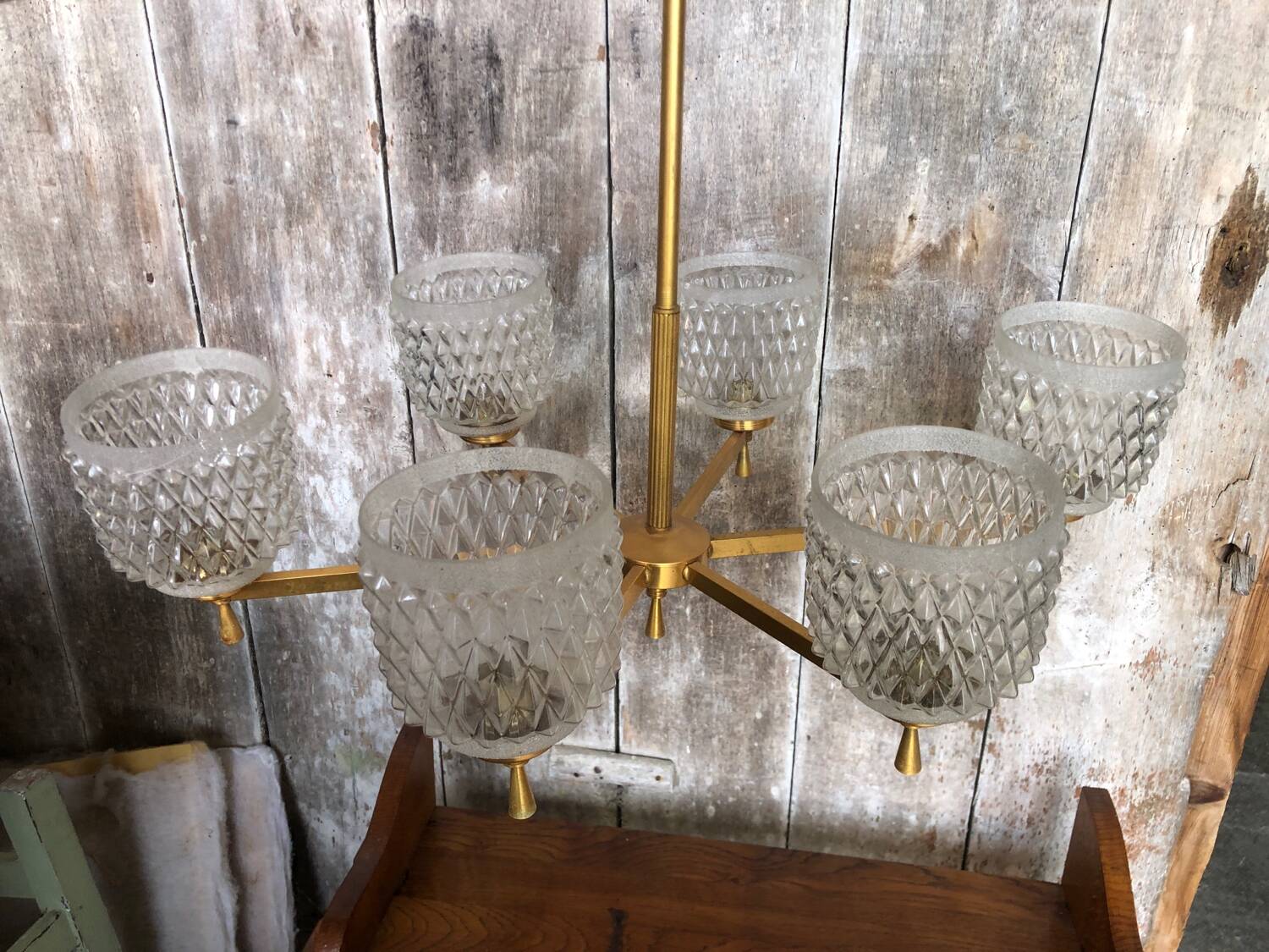 Old Chandelier 6 Lights Golden Metal + Molded Glass Reflector