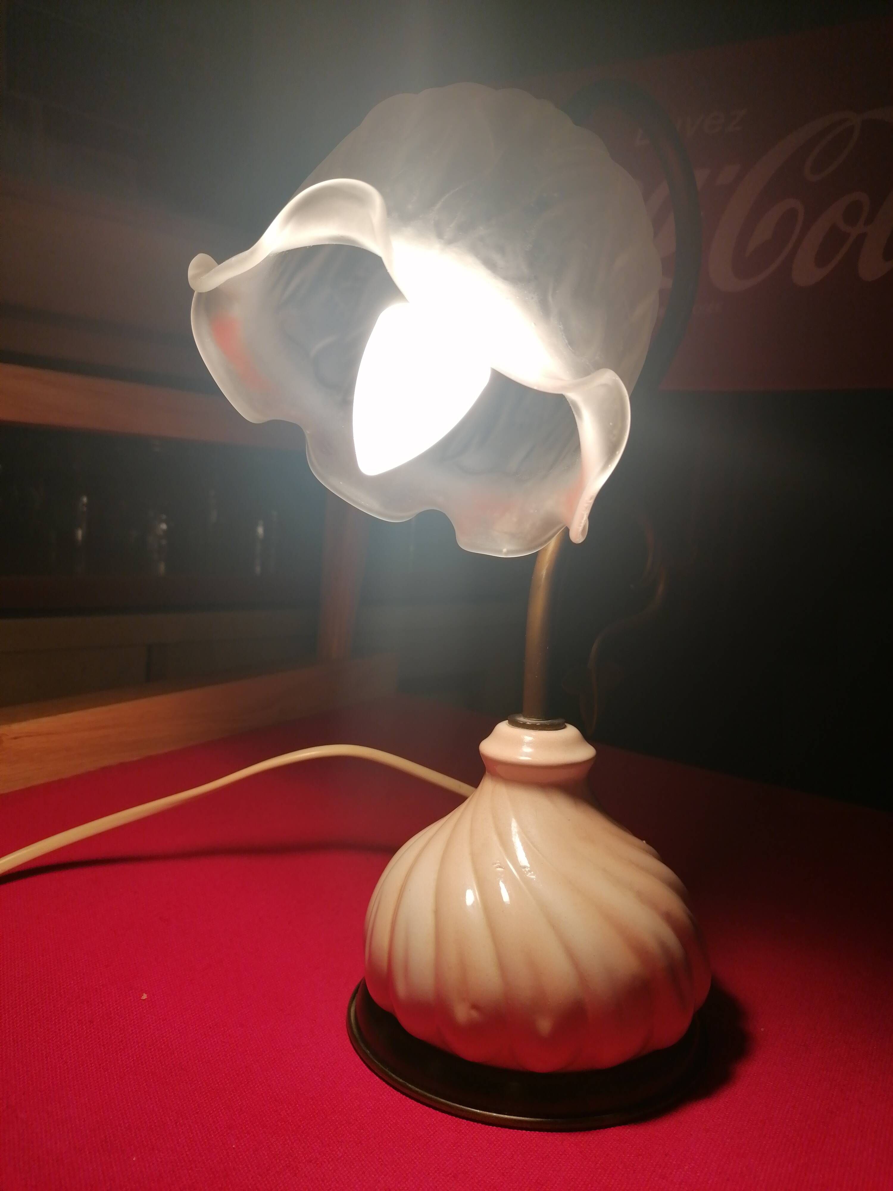 Retro lamp in brass and pink ceramic
