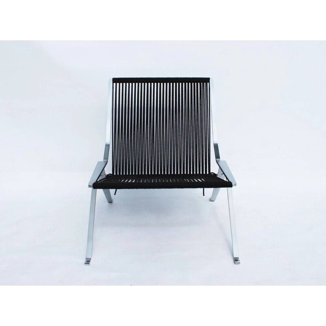 Vintage chair designed by Poul Kjærholm and manufactured by Fritz Hansen