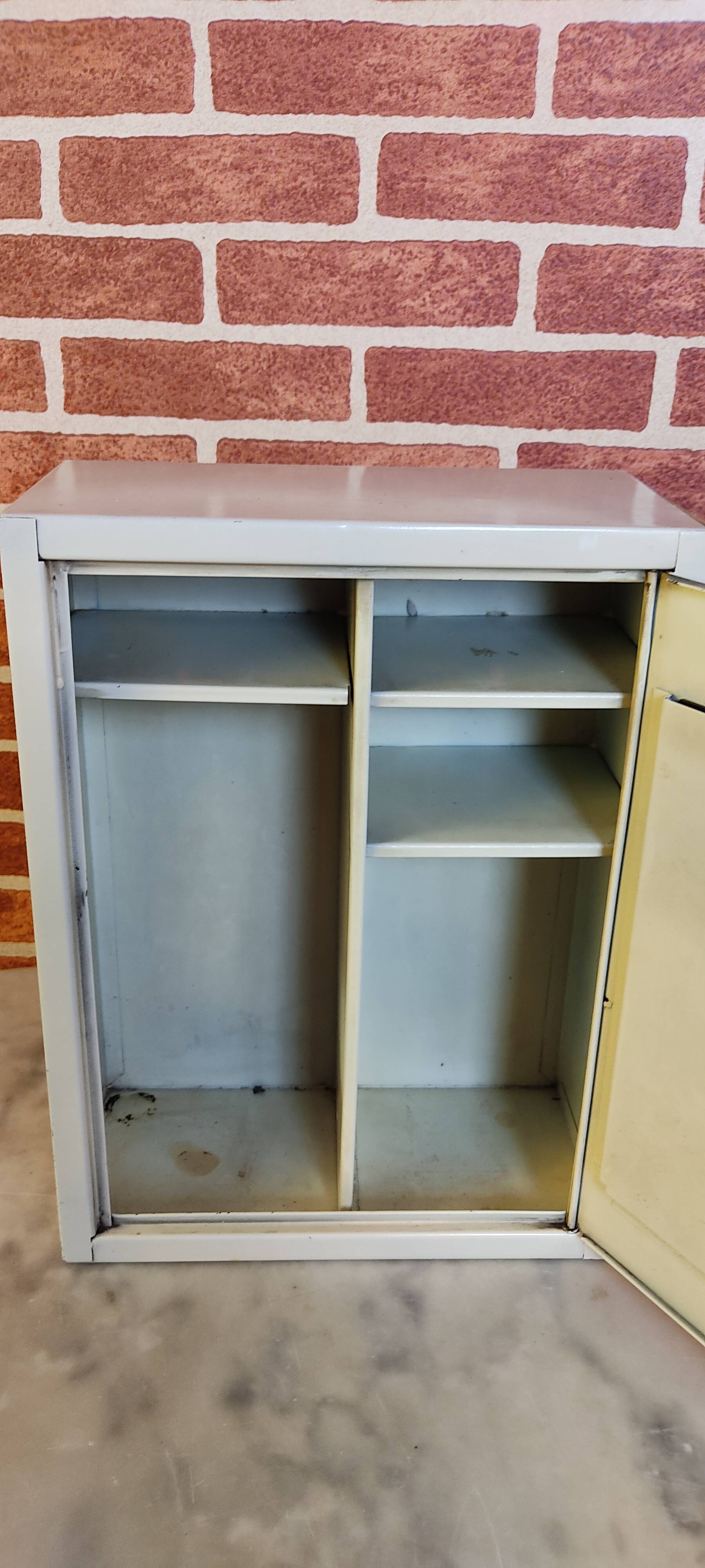 Sheet metal bathroom cabinet with mirror