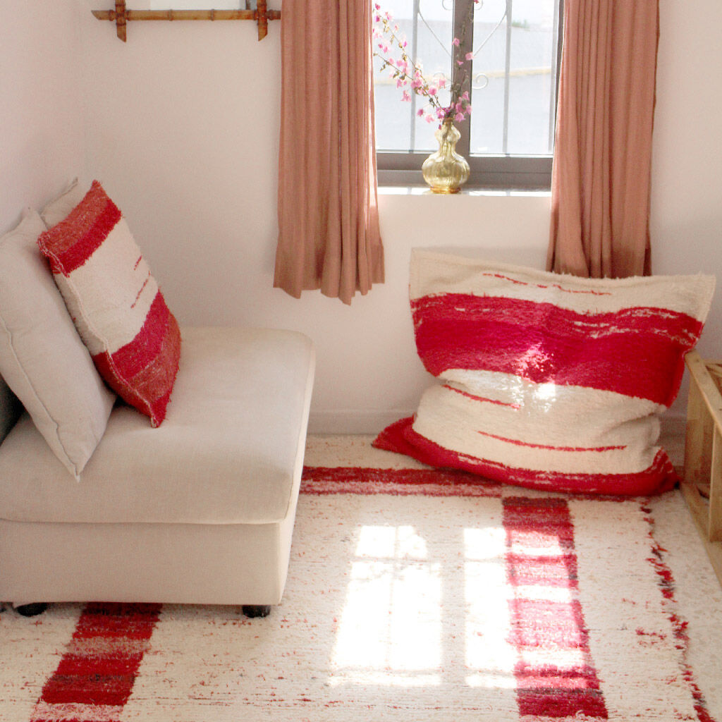 Handmade ottoman cover - Size S - 90 x 90 cm - Red and white
