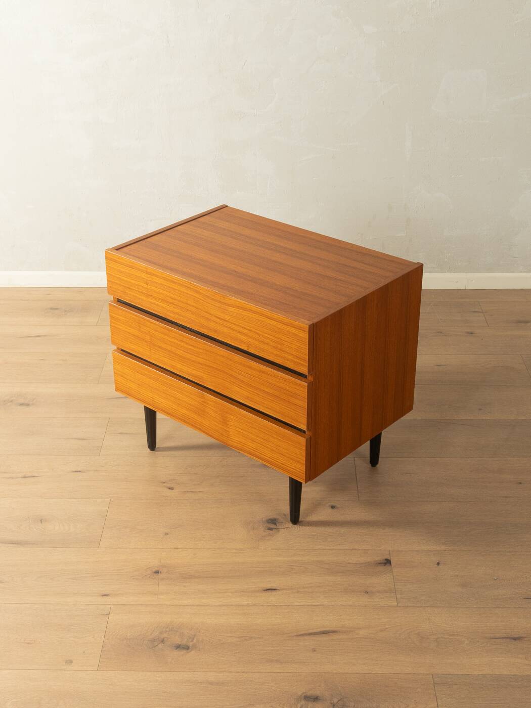 1960s chest of drawers