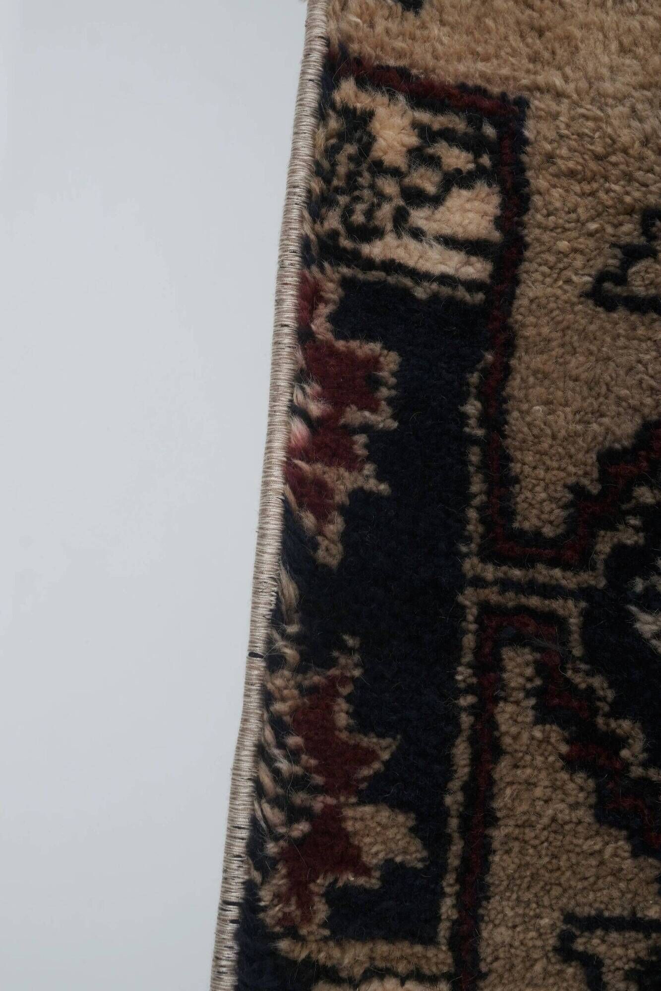 Vintage handmade Turkish rug 90x193 cm