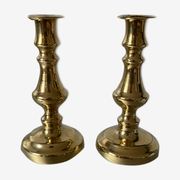 Lot de deux chandeliers en laiton doré ancien