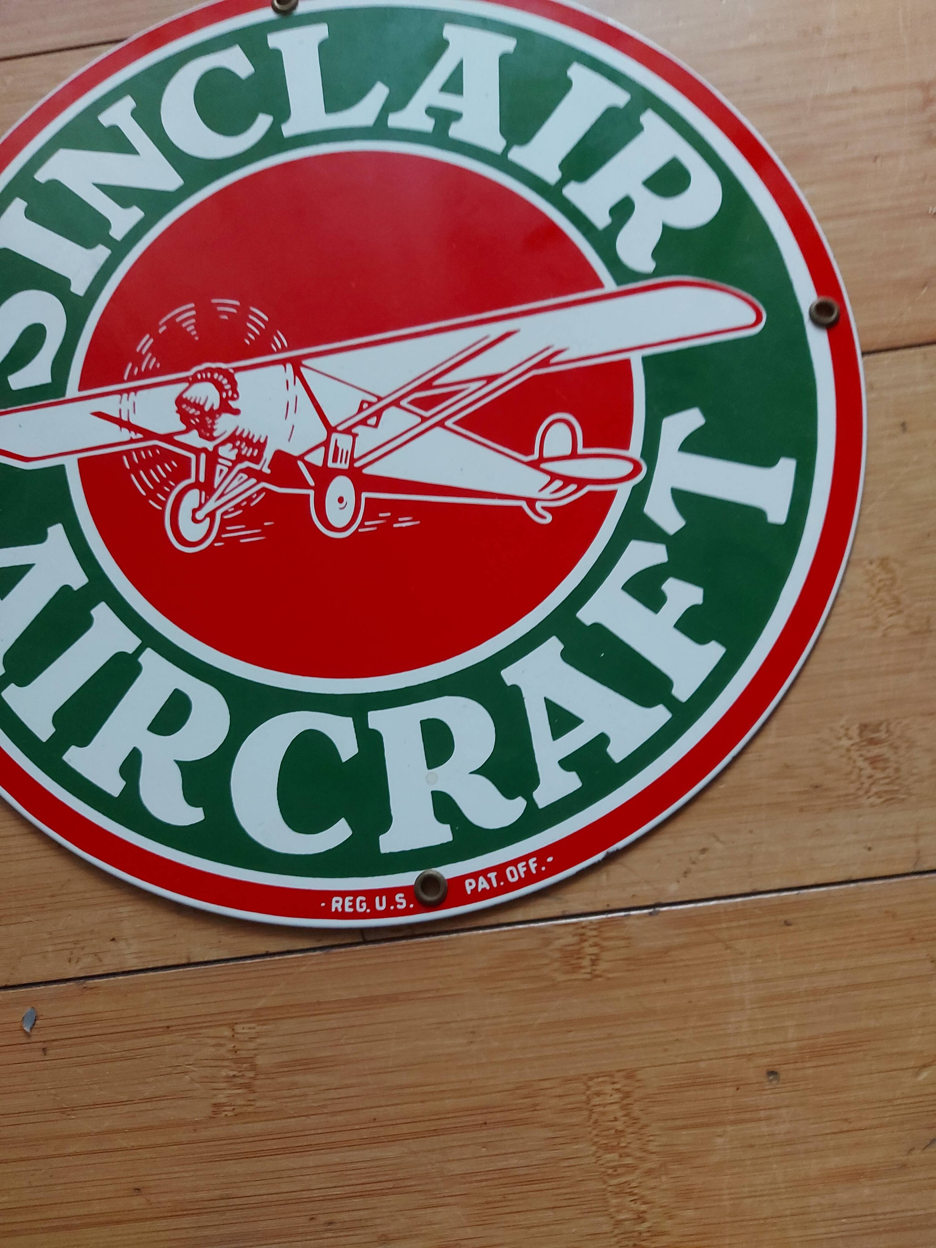 Sinclair aircraft enamel plate