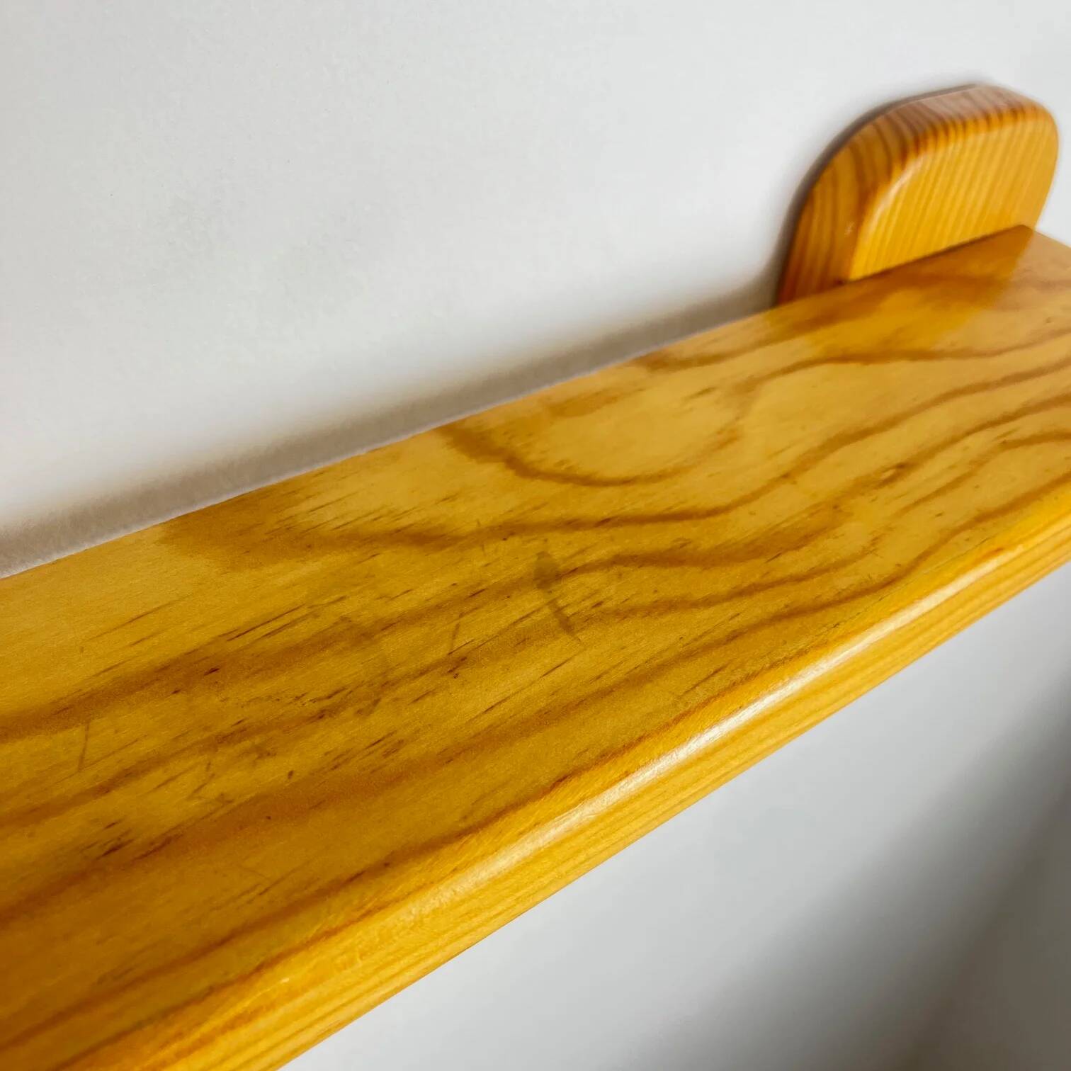 Minimalist pine shelf, 1970/80, square bracket
