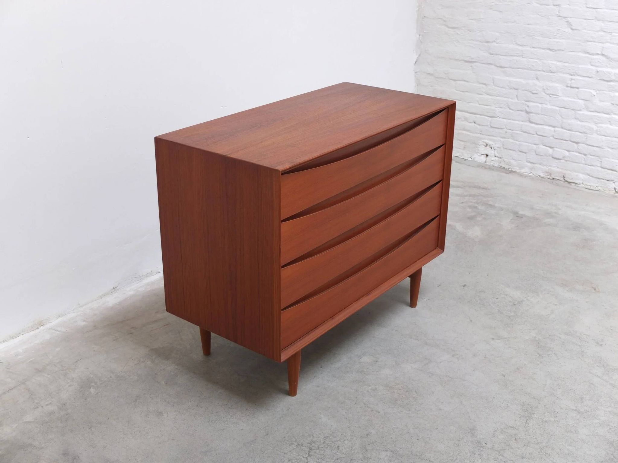 Freestanding chest of drawers in teak by Arne Vodder for Sibast, 1960s