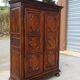 Ancienne armoire Louis XIII en noyer massif
