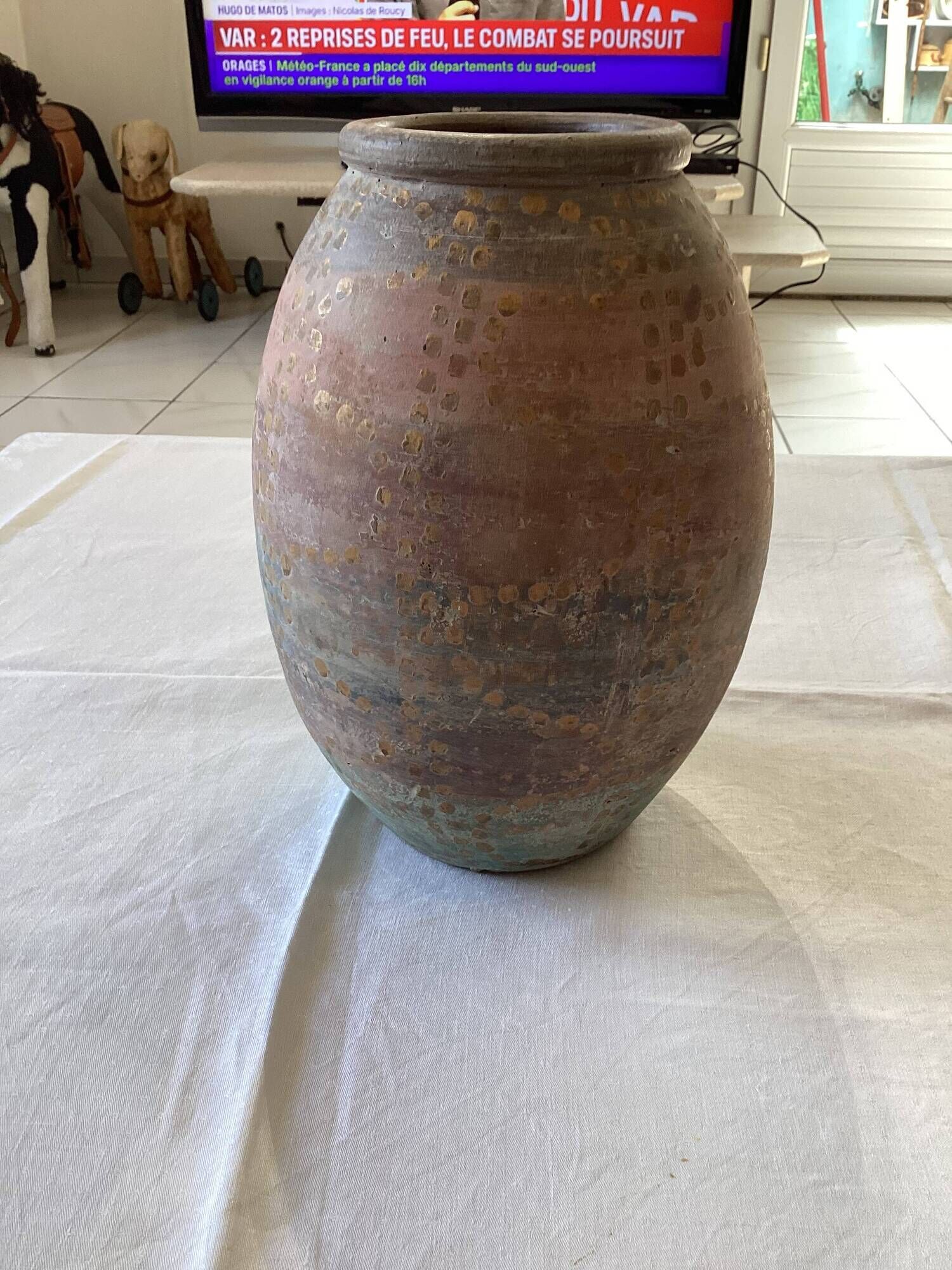 Vintage ceramic artisanal vase dimensions: height-30 cm-diameter-22 cm