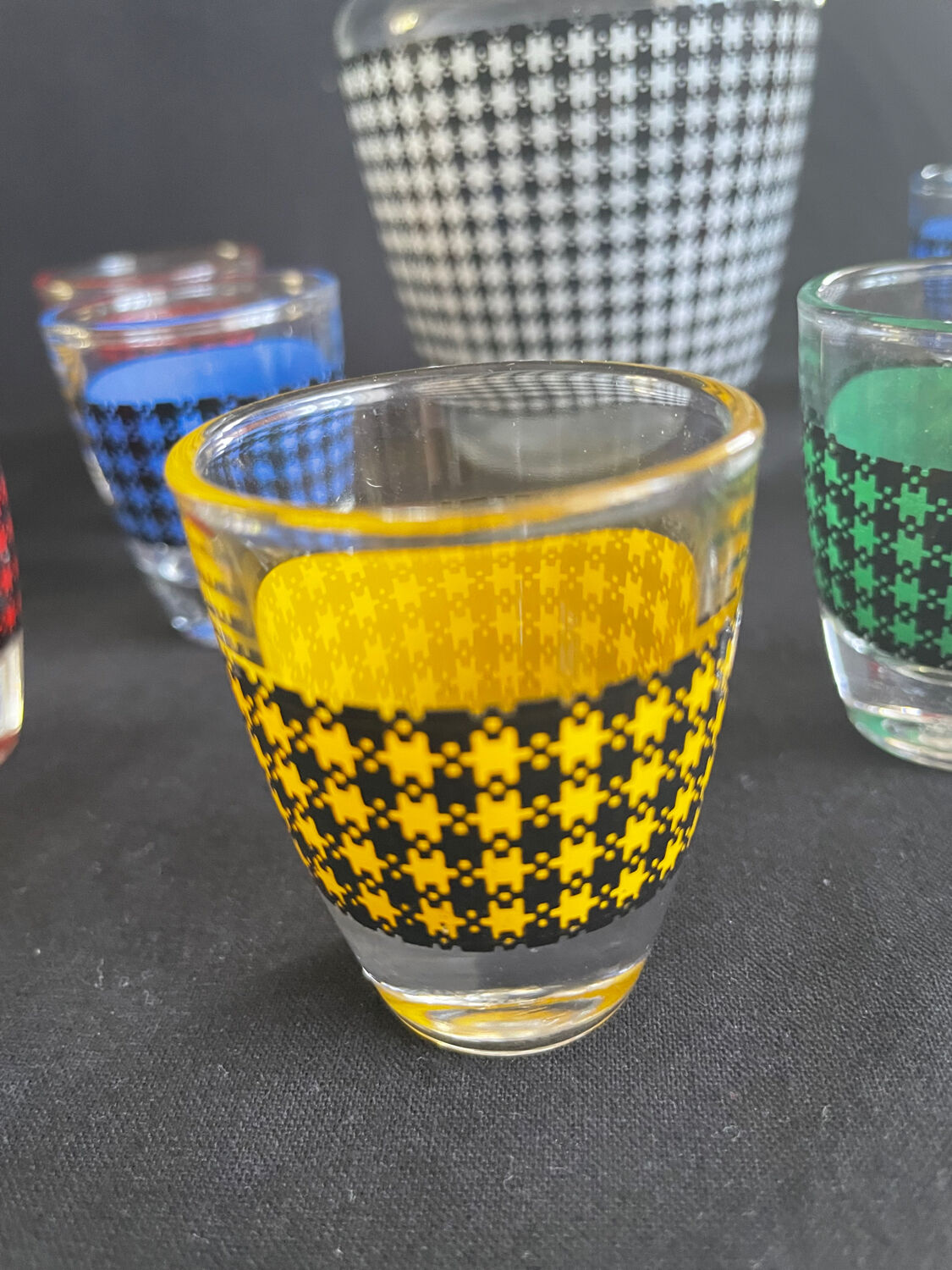 Vichy vintage liquor service