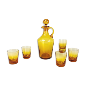 Service à alcool en